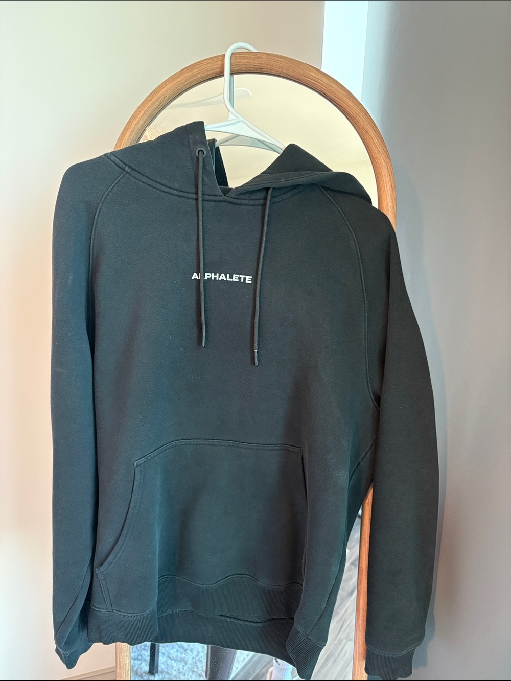 Alphalete Black Crewneck Logo Pullover Hoodie